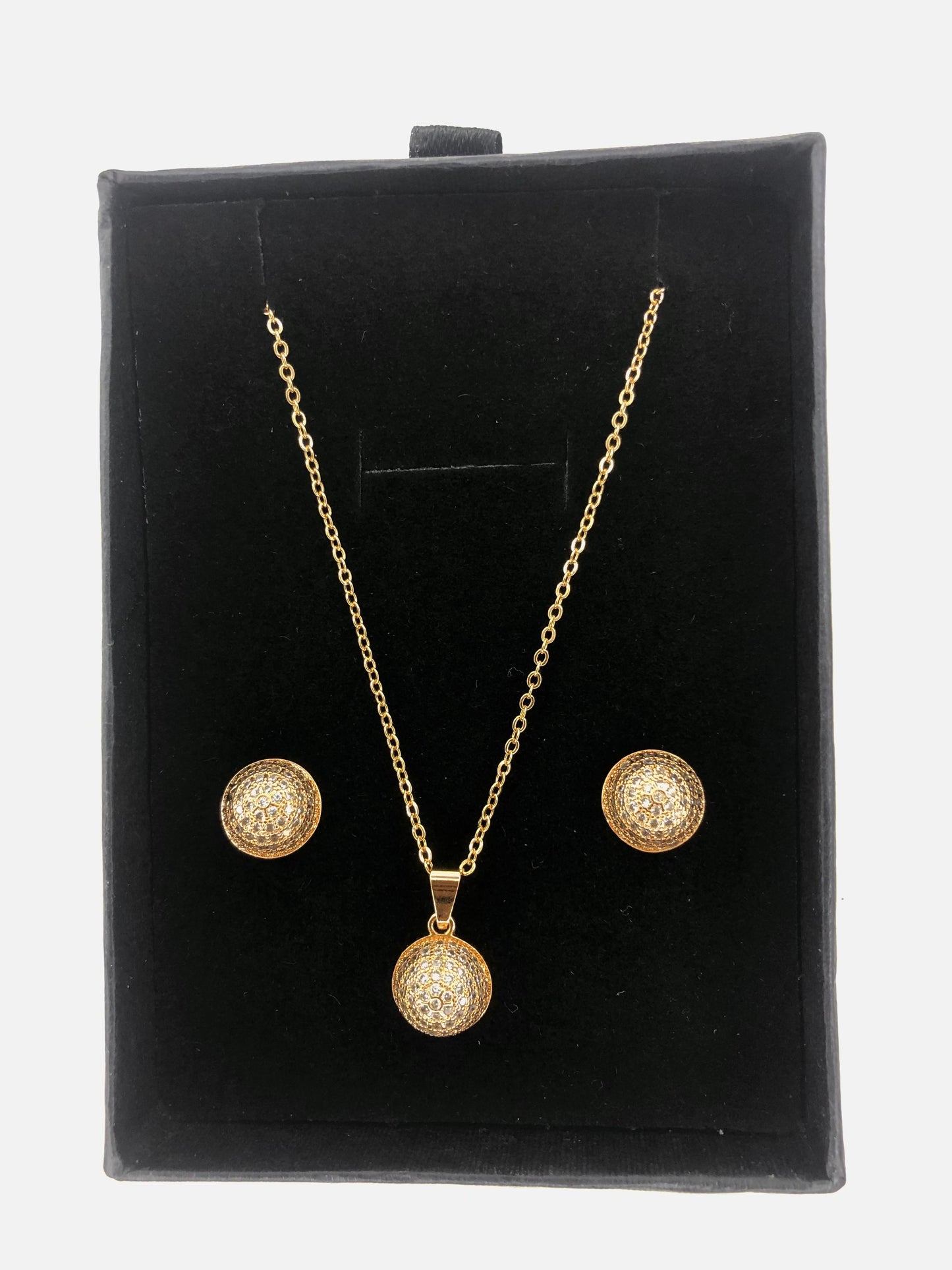 Stainless Golden Neckless With Earrings For Girls.