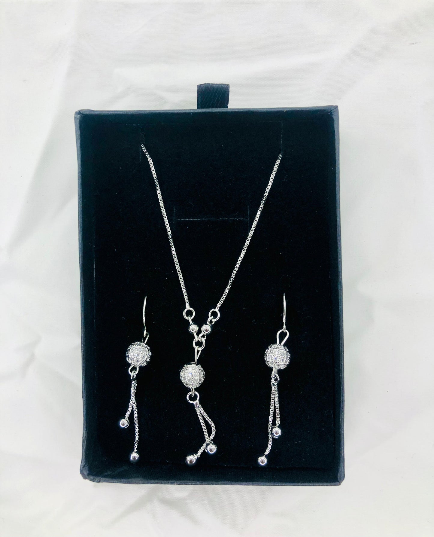 Silver color Neckless and earrings For Girls