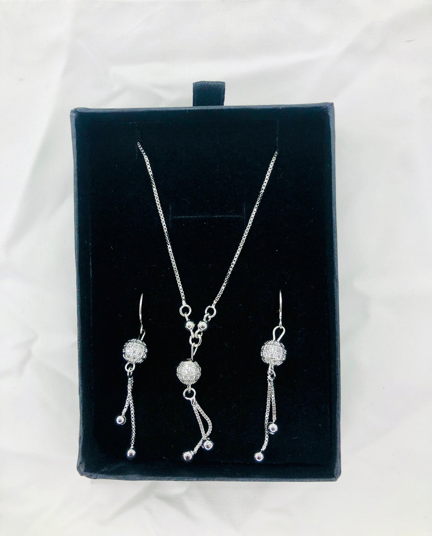 Silver color Neckless and earrings For Girls